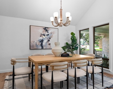 2428 Trellis Lane - Photo Thumbnail 12