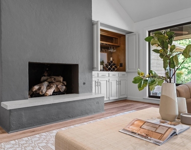 2428 Trellis Lane - Photo Thumbnail 4