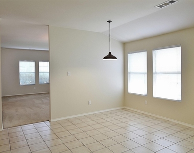 9841 Willowick Avenue - Photo Thumbnail 3