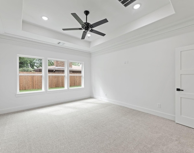 4713 South Drive - Photo Thumbnail 25