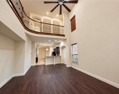 8616 Naomi Street - Photo Thumbnail 4