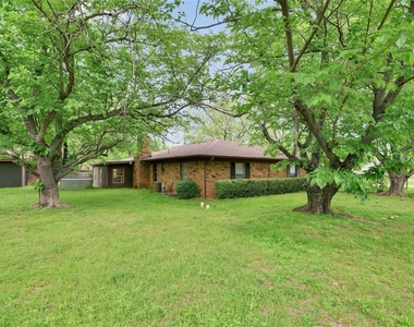 609 Cooper Lane - Photo Thumbnail 11