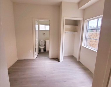 10341 Western Avenue - Photo Thumbnail 1