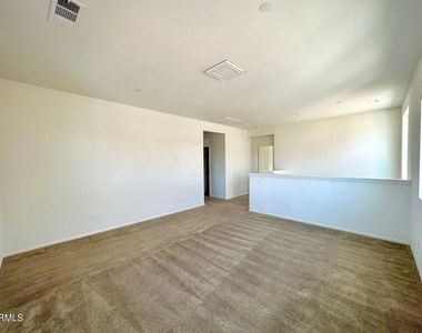 682 Seine River Way - Photo Thumbnail 19