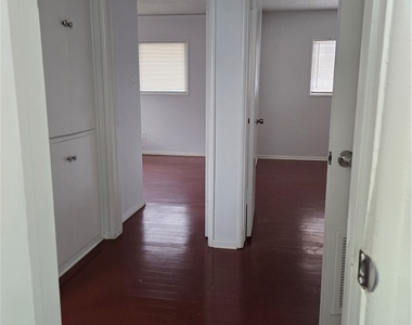 25437 Edgemont - Photo Thumbnail 26