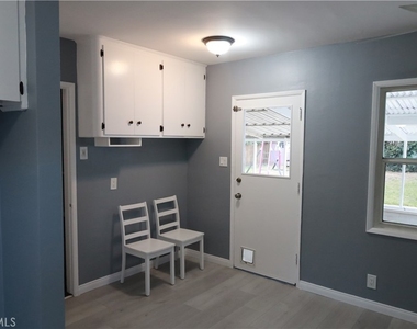 1445 E Workman - Photo Thumbnail 14