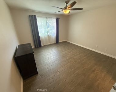 26845 Wildflower - Photo Thumbnail 5