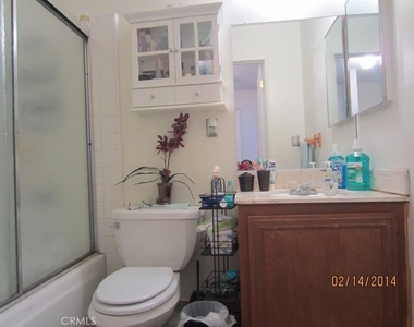 2077 Avenida Refugio - Photo Thumbnail 10