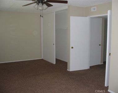 4474 Larwin Avenue - Photo Thumbnail 29