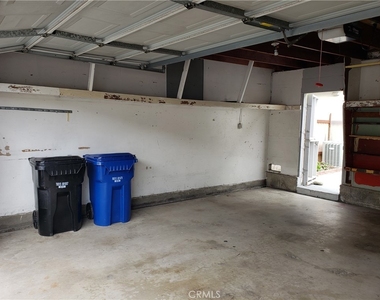 4474 Larwin Avenue - Photo Thumbnail 24