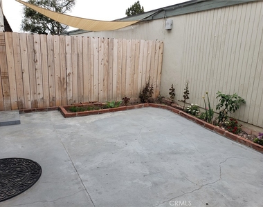 4474 Larwin Avenue - Photo Thumbnail 22
