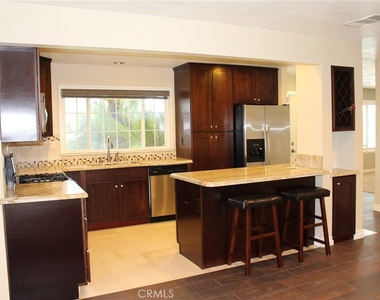 2601 Middlesex - Photo Thumbnail 7
