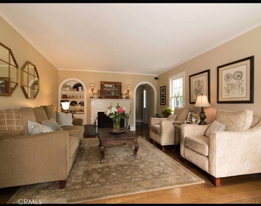 2110 N Ross - Photo Thumbnail 5