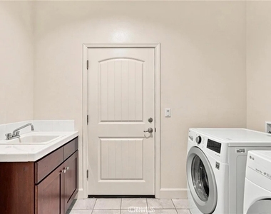 794 Hickok Circle - Photo Thumbnail 8
