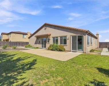 794 Hickok Circle - Photo Thumbnail 13