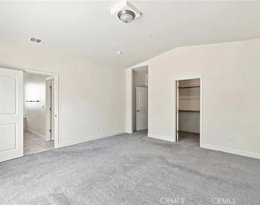 794 Hickok Circle - Photo Thumbnail 10