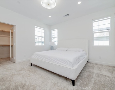 1092 W North - Photo Thumbnail 33
