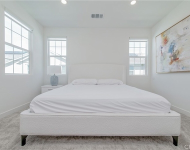 1092 W North - Photo Thumbnail 32