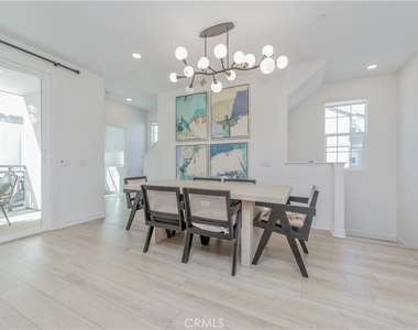 1092 W North - Photo Thumbnail 17
