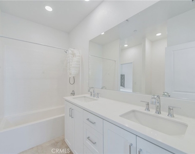 1092 W North - Photo Thumbnail 29