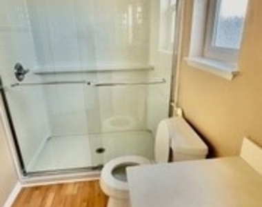 17840 San Candelo Street - Photo Thumbnail 10