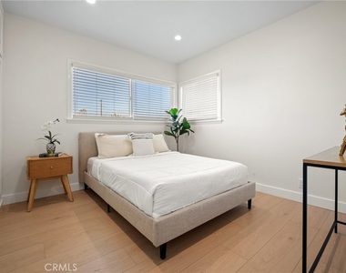 13352 Kelly Street - Photo Thumbnail 7
