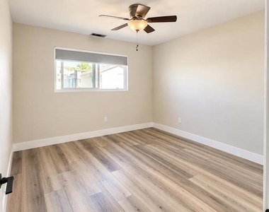 261 Hannalei Drive - Photo Thumbnail 10