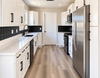 261 Hannalei Drive - Photo Thumbnail 3