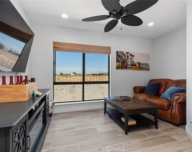 12 Aries Court - Photo Thumbnail 14