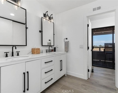 12 Aries Court - Photo Thumbnail 21