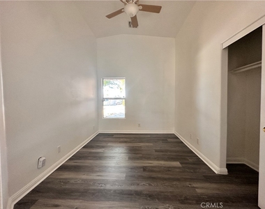 16320 Avenida Monteflora - Photo Thumbnail 7
