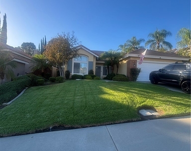 7330 Westwood - Photo Thumbnail 1