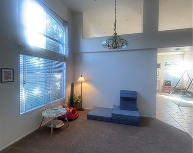 7330 Westwood - Photo Thumbnail 15
