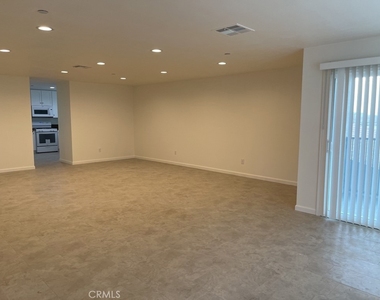 1140 Deseret Avenue - Photo Thumbnail 5