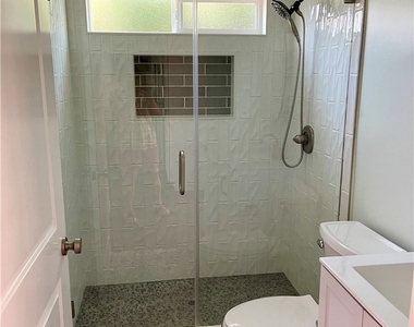 6649 Dashwood Street - Photo Thumbnail 3