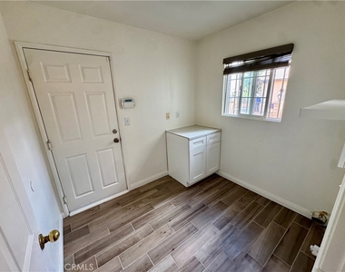 10307 Butte Street - Photo Thumbnail 19