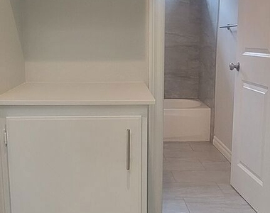 8740 Dartford Place - Photo Thumbnail 45