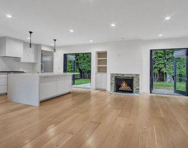11339 Montana Avenue - Photo Thumbnail 3