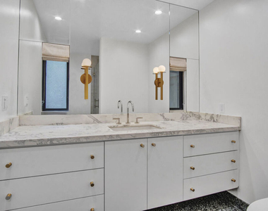 11339 Montana Avenue - Photo Thumbnail 14