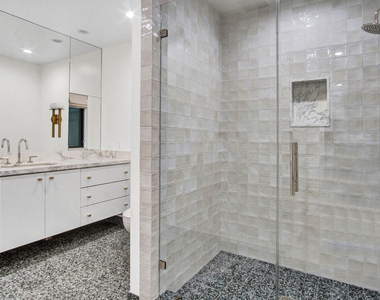 11339 Montana Avenue - Photo Thumbnail 13