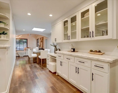 10353 Mississippi Avenue - Photo Thumbnail 12