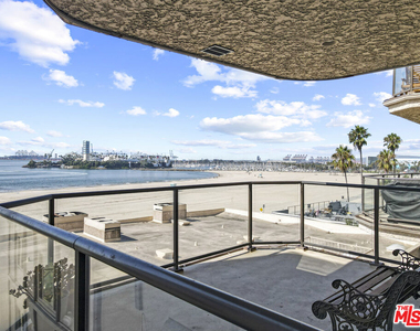 1230 E Ocean Boulevard - Photo Thumbnail 12