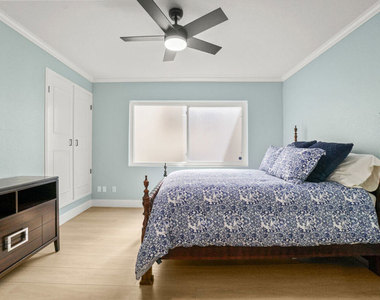 1230 E Ocean Boulevard - Photo Thumbnail 19