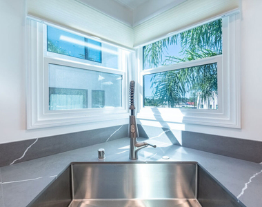 2828 Avenel Street - Photo Thumbnail 10