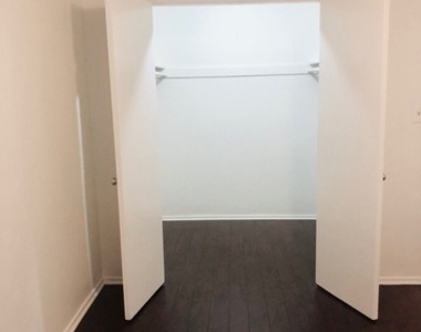 1434 11th Street - Photo Thumbnail 9