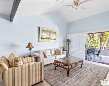 2345 S Cherokee Way - Photo Thumbnail 18