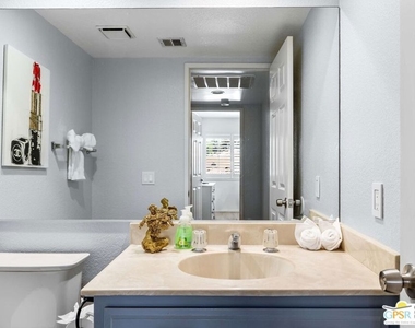 2345 S Cherokee Way - Photo Thumbnail 34