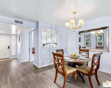 2345 S Cherokee Way - Photo Thumbnail 16