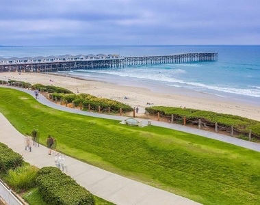 4627 Ocean Blvd - Photo Thumbnail 43