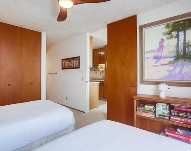 4627 Ocean Blvd - Photo Thumbnail 33